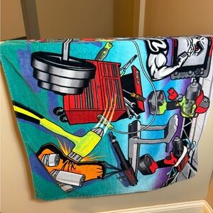 Snap on Tools Beach Towel Bath Towel Extra large 60x34 Like new